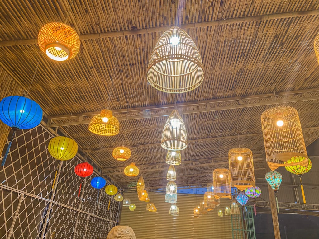 đèn treo trang trí quán ăn, quán cafe, nhà hàng - Tre Trúc Nam Bộ