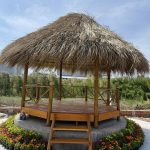 Những kiểu thiết kế chòi lá đơn giản dễ ứng dụng cho sân vườn